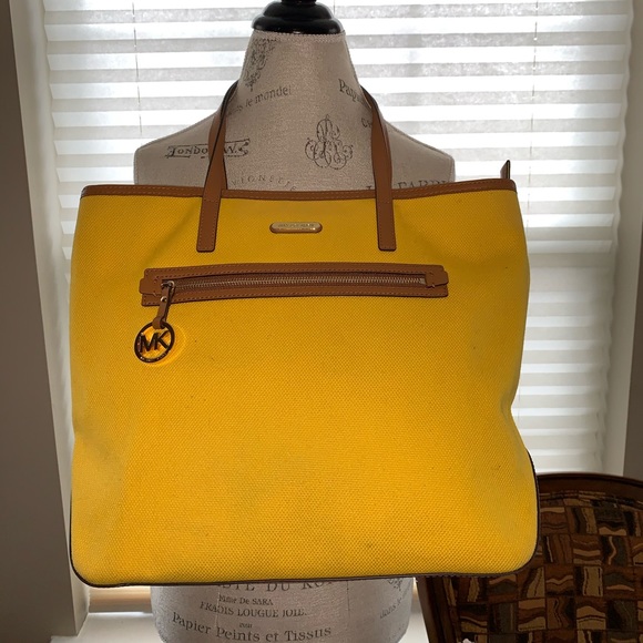 Lemon Yellow Authentic Michael Kors Tote - Picture 1 of 6